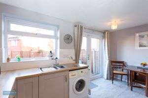 Kitchen/diner- click for photo gallery